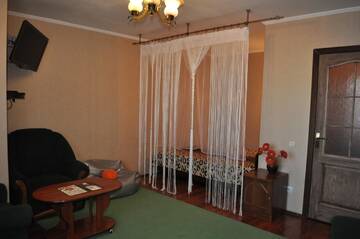 Фото номера Улучшенные апартаменты Апартаменты Dwell Apartments г. Кременчуг 4