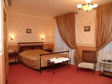 Фото Отель Jolki-Palki Hotel г. Кременчуг 5